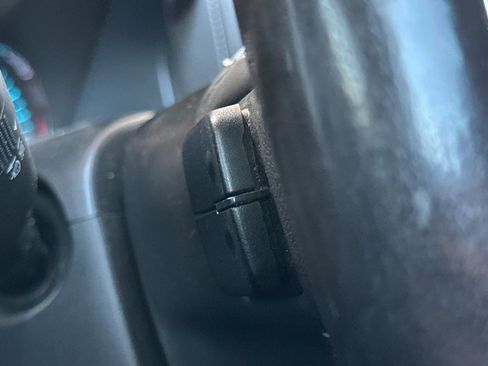 Used 2018 GMC Sierra 1500 SLT w/ SLT Premium Package image 36