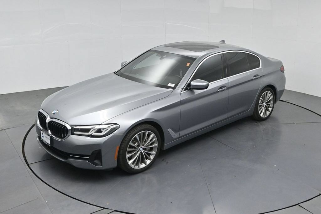 Used 2023 BMW 540i w/ Convenience Package RWD image 43