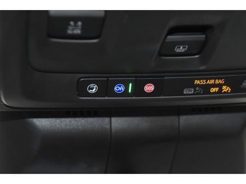 Used 2023 Cadillac Escalade ESV Premium Luxury image 37