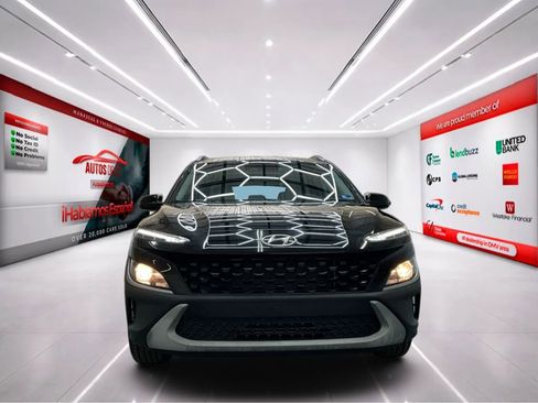 Used 2023 Hyundai Kona SEL FWD image 3