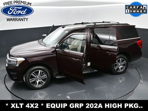 Used 2023 Ford Expedition XLT RWD image 39