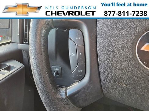 Used 2015 Chevrolet Express 3500 Extended image 14