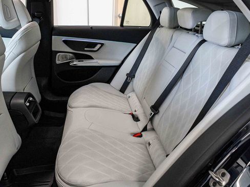 New 2026 Mercedes-Benz E 450 4MATIC All-Terrain Wagon image 17