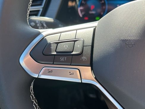 New 2026 Volkswagen Atlas Cross Sport SE image 21