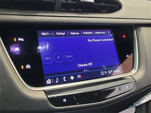 Certified 2024 Cadillac XT6 Luxury image 19
