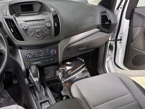 Used 2018 Ford Escape S FWD image 5