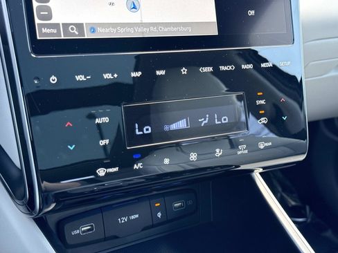 Certified 2023 Hyundai Tucson Limited AWD/4WD image 7