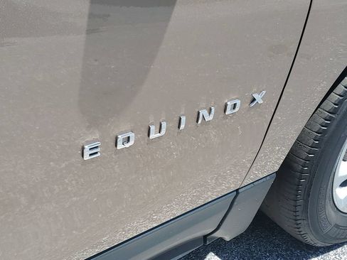 Used 2019 Chevrolet Equinox LT FWD image 7