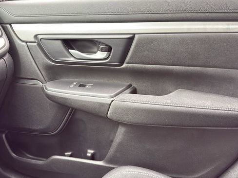 Used 2022 Honda CR-V LX image 24