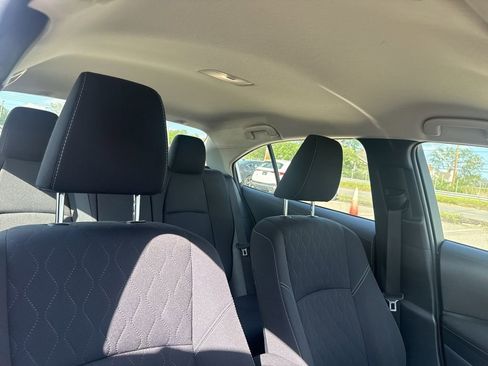 Used 2023 Toyota Corolla LE w/ Carpet Mat Package (TMS) FWD image 18
