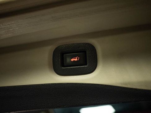 Used 2020 Nissan Rogue SV AWD/4WD image 8