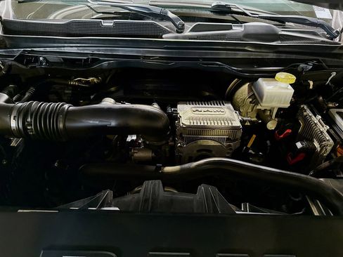 Used 2020 RAM 1500 Big Horn AWD/4WD image 32