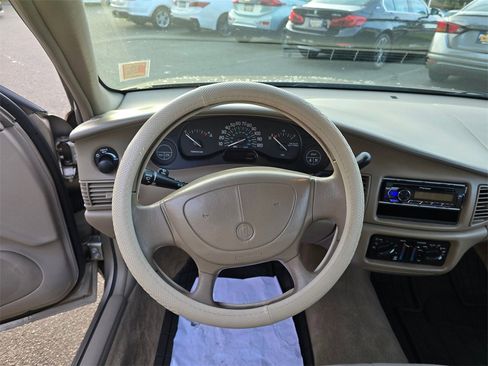 Used 2003 Buick Century Custom image 21