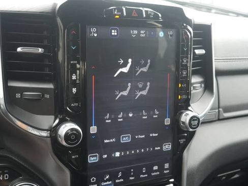 Used 2024 RAM 1500 Laramie AWD/4WD image 24