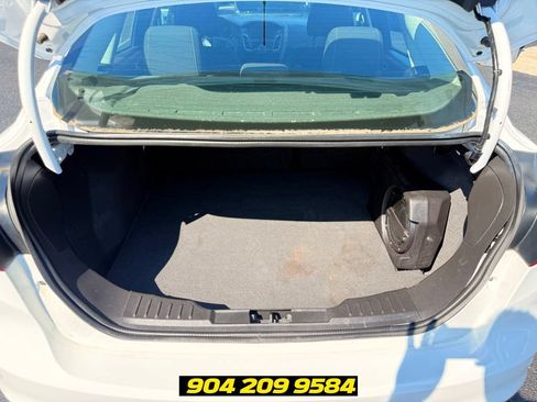 Used 2018 Ford Focus SEL FWD image 26