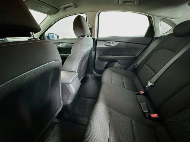 Used 2021 Kia Forte LXS FWD image 21