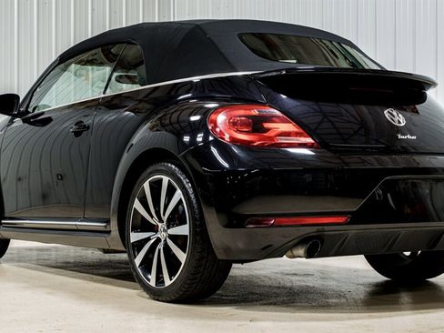 Used 2014 Volkswagen Beetle R-Line FWD image 5