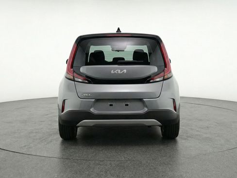 Used 2025 Kia Soul LX w/ LX Technology Package image 7