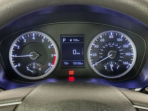 Used 2019 Hyundai Santa Fe SE FWD image 19