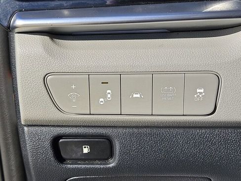 Used 2022 Kia Niro Touring Special Edition image 27