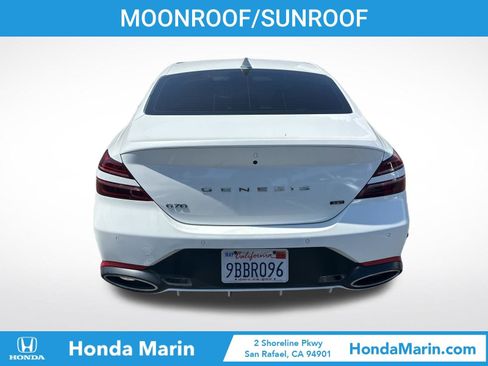Used 2022 Genesis G70 3.3T RWD image 7