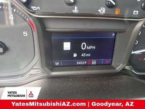 Used 2021 GMC Sierra 2500 AT4 w/ AT4 Preferred Package AWD/4WD image 6