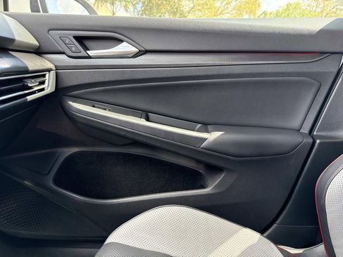 Used 2023 Volkswagen GTI Autobahn image 34