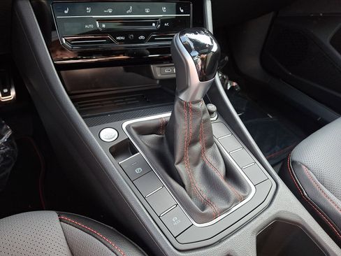 New 2026 Volkswagen Jetta GLI Autobahn FWD image 11