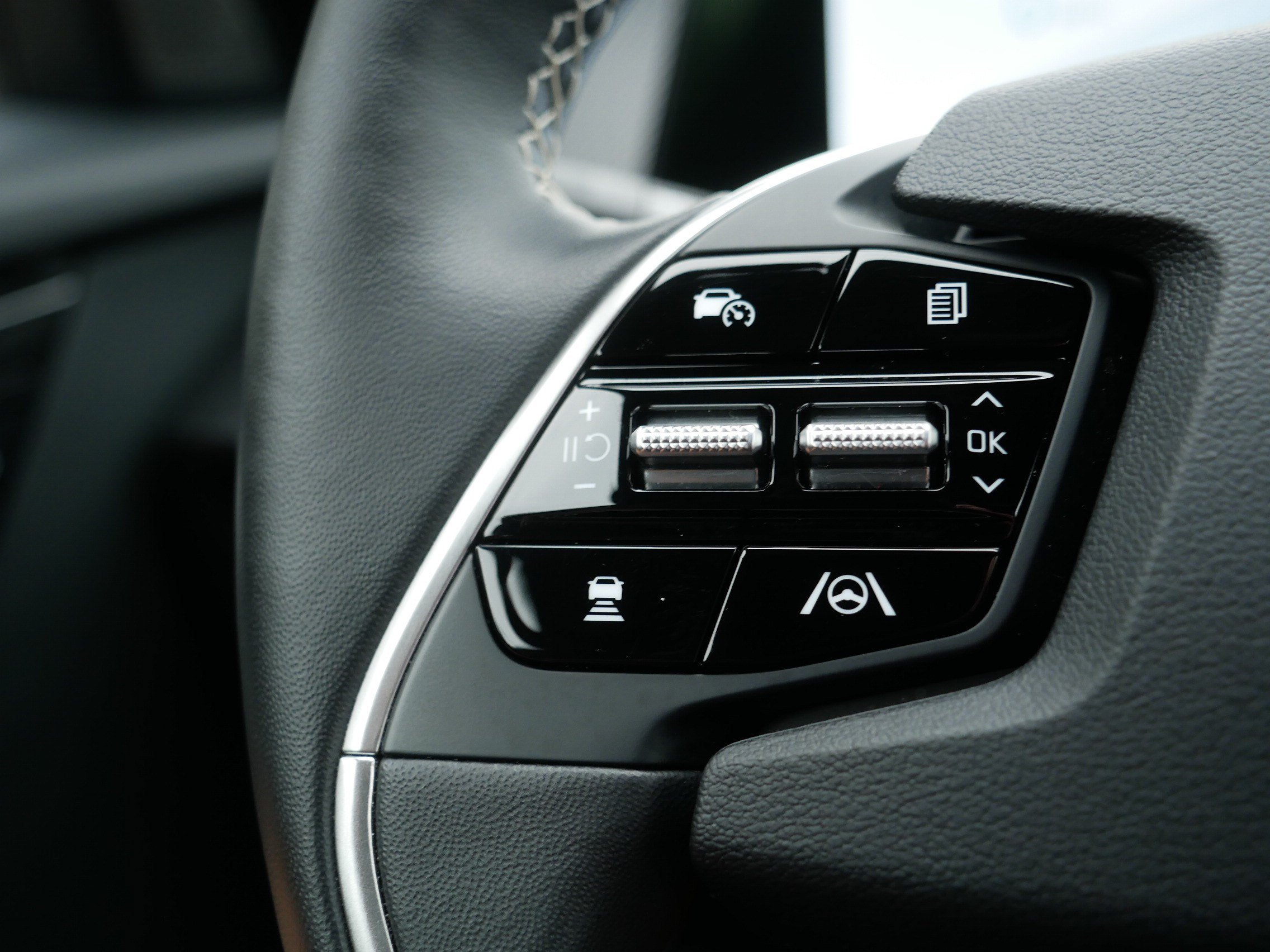Certified 2024 Kia EV6 GT-Line AWD/4WD image 28