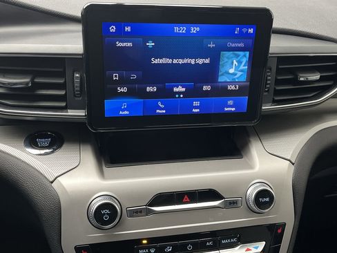 Used 2023 Ford Explorer XLT w/ Equipment Group 202A image 20