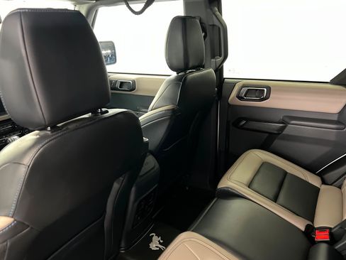 Used 2024 Ford Bronco Wildtrak AWD/4WD image 19