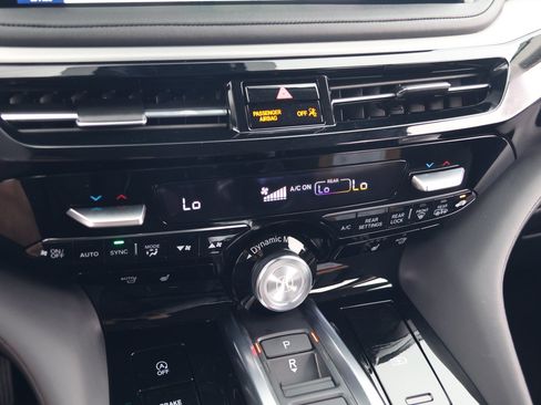 Used 2026 Acura MDX FWD w/ Technology Package image 26