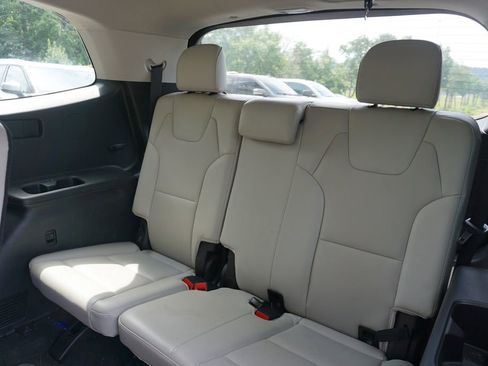 Used 2021 Kia Telluride S FWD image 14