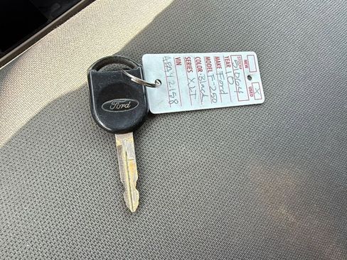 Used 2010 Ford F250 XLT image 24