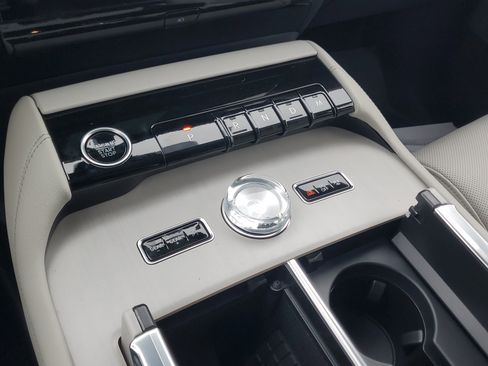 New 2026 Lincoln Navigator Reserve w/ Jet Appearance Package image 25