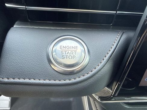 New 2026 Lincoln Nautilus Premier w/ Equipment Group 102A image 28