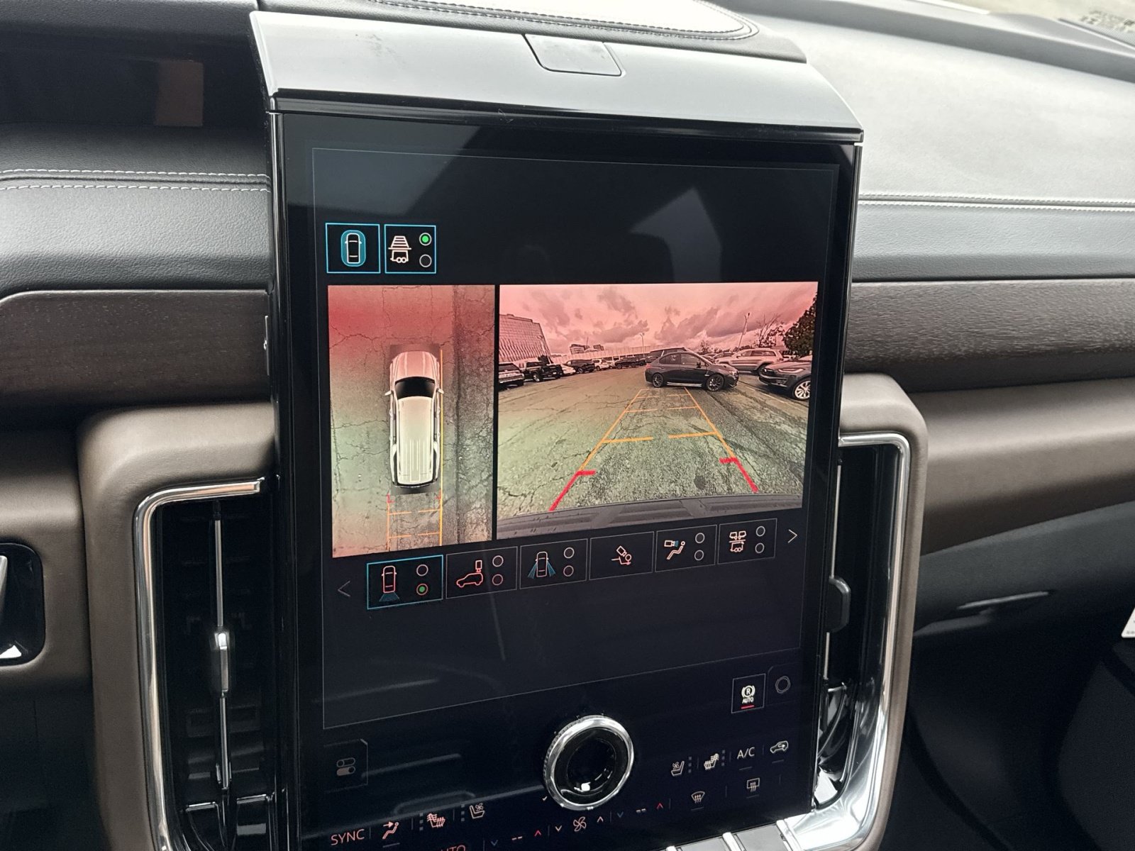 New 2027 GMC Yukon XL Denali Ultimate AWD/4WD image 19