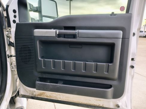 Used 2015 Ford F350 Lariat w/ Lariat Ultimate Package image 15