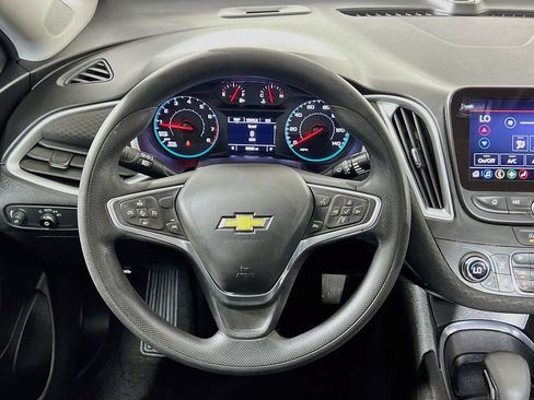 Used 2023 Chevrolet Malibu LT FWD image 14