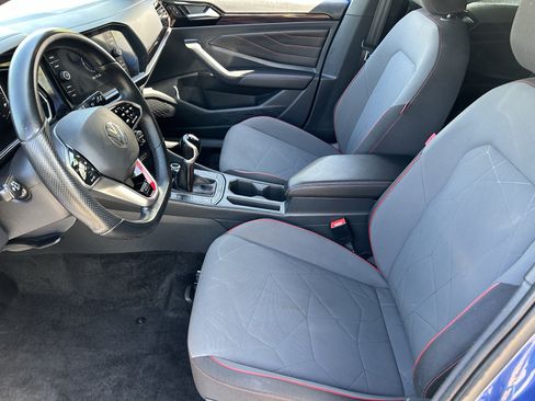 Used 2024 Volkswagen Jetta GLI 40th Anniversary Edition FWD image 17
