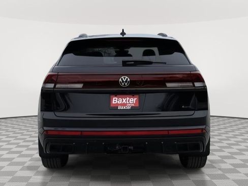 New 2026 Volkswagen Atlas Cross Sport SEL R-Line AWD/4WD image 4