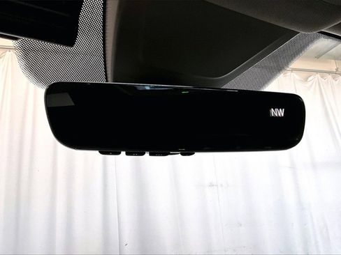 Used 2024 Volkswagen Atlas Peak Edition SE image 17