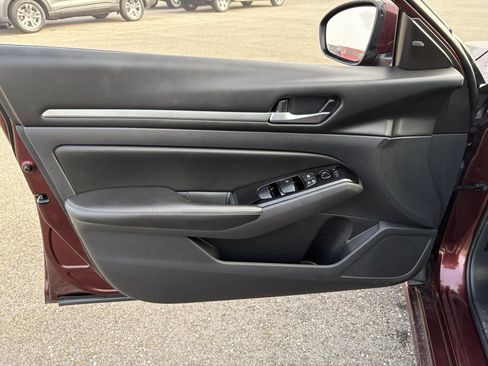 Used 2023 Nissan Altima 2.5 S image 35