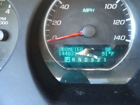 Used 2007 Chevrolet Monte Carlo LT FWD image 15