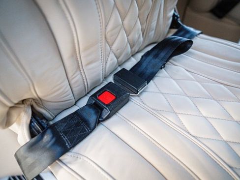 Used 2017 Mercedes-Benz Metris Passenger image 71