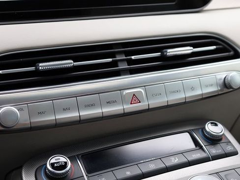 Used 2022 Hyundai Palisade Calligraphy w/ Cargo Package image 21