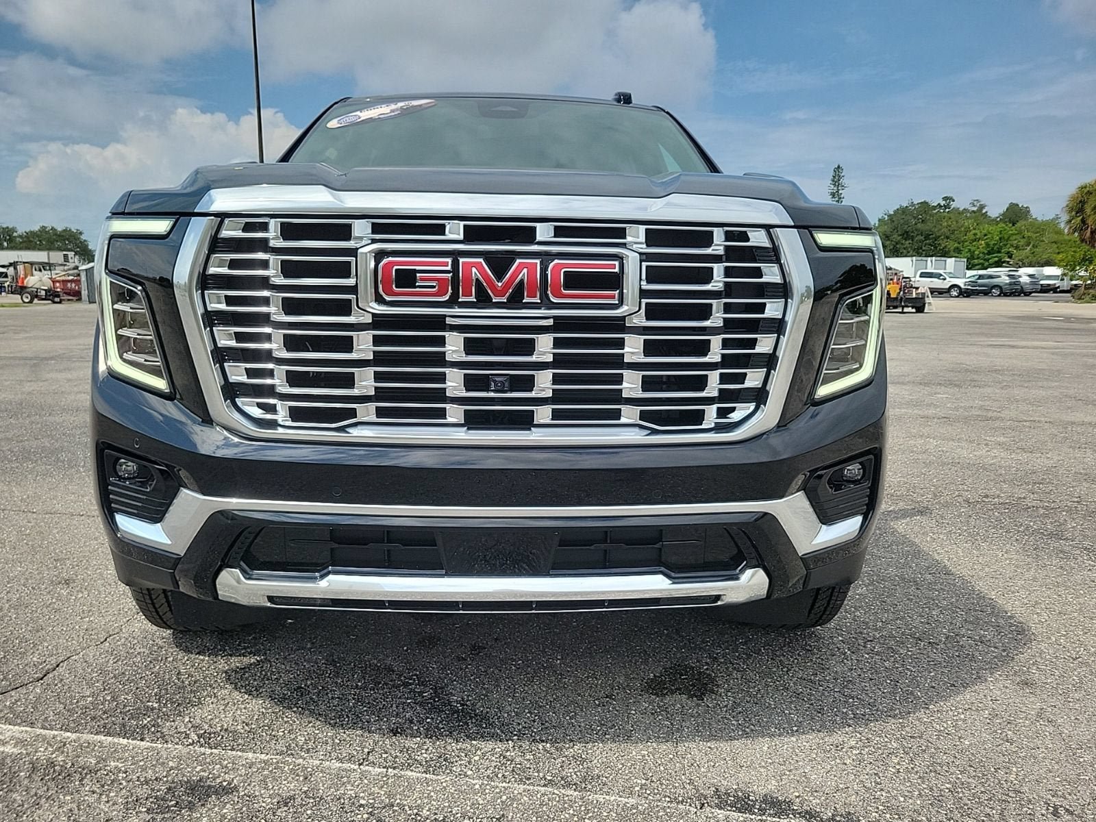 New 2026 GMC Yukon Denali RWD image 3