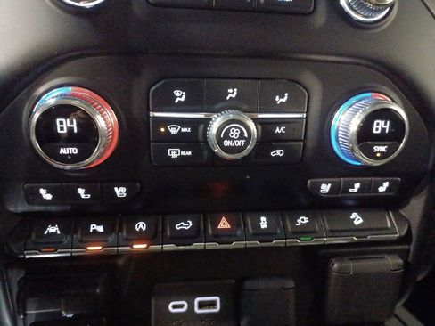 Used 2020 GMC Sierra 1500 Denali w/ Technology Package image 17