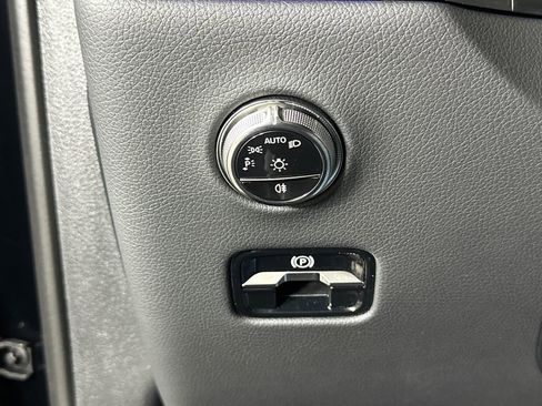 Certified 2026 Mercedes-Benz GLC 350e 4MATIC image 34
