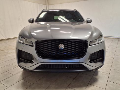 Used 2022 Jaguar F-PACE S image 2
